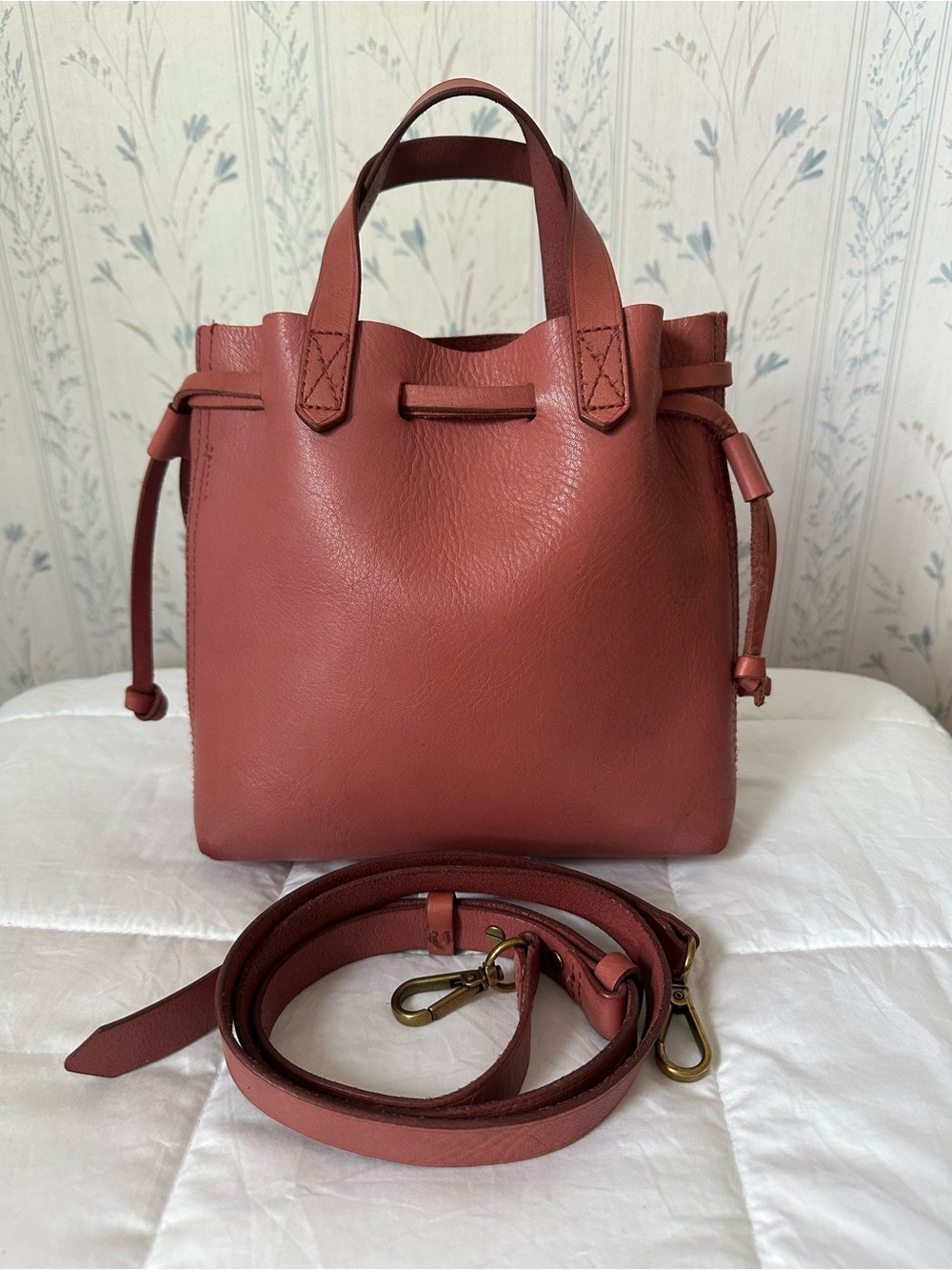 Madewell Rose Leather Drawstring Crossbody Tote